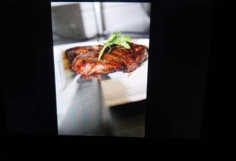 פנסיון Arkenstone Frys Guesthouse