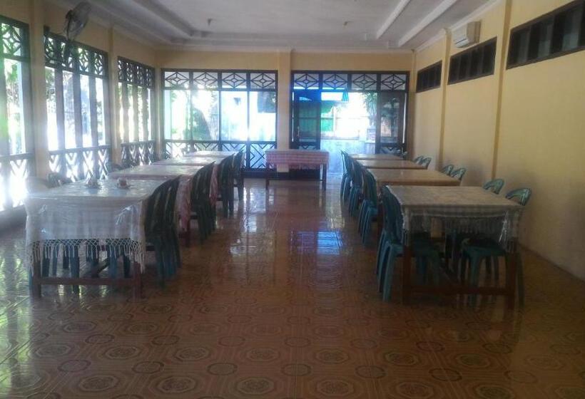 بنسيون Bintang Wisata Riung