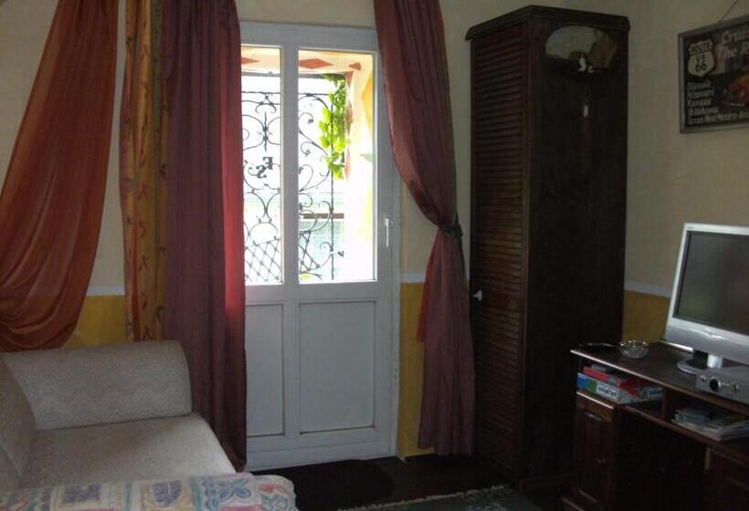 ペンション Haus Klara