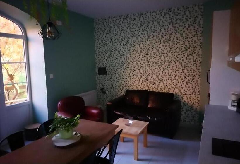 بنسيون Le Jardin Des écureuils