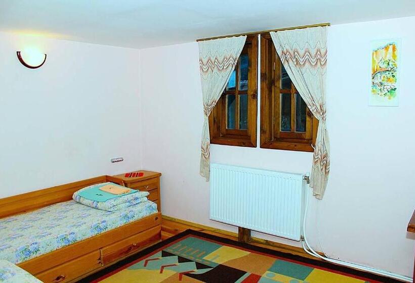 פנסיון Melnik Pyramids Guesthouse