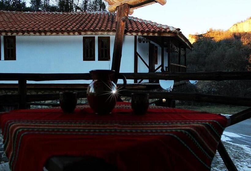 פנסיון Melnik Pyramids Guesthouse