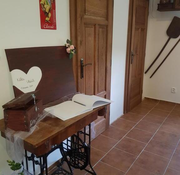 ペンション Penzion Na Statku Březová