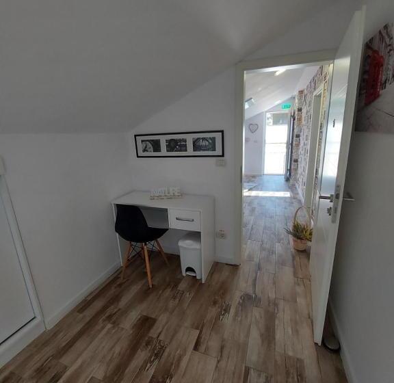 پانسیون Kevin&jessica Rooms