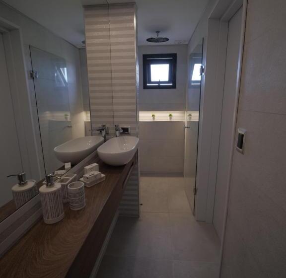 فندق صغير Pizzorno Lodge & Wine