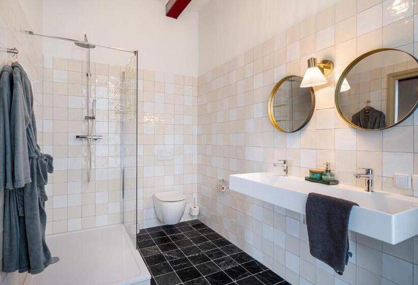 ベッドアンドブレックファースト Herberg Het Rechthuis