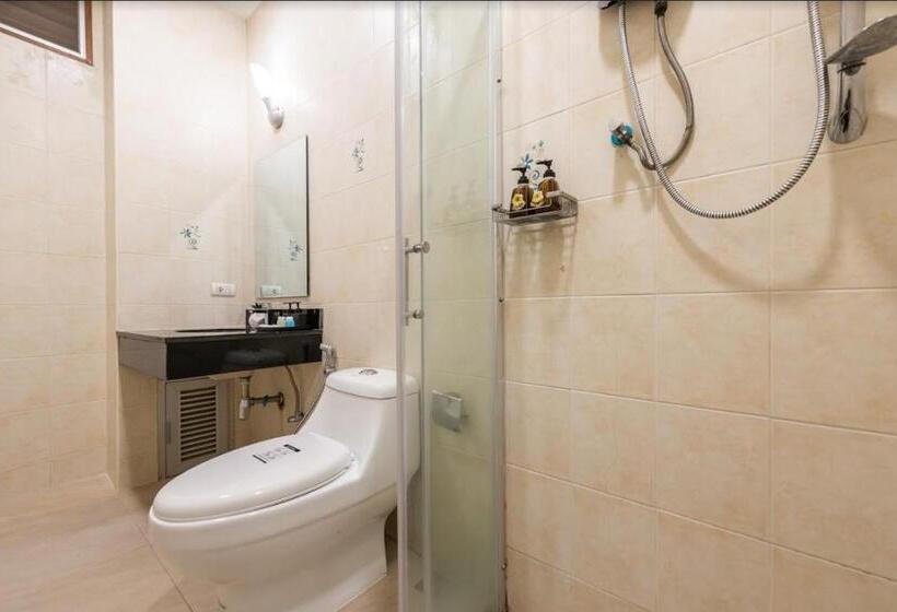 Patra Luxury Hotel Suvarnabhumi