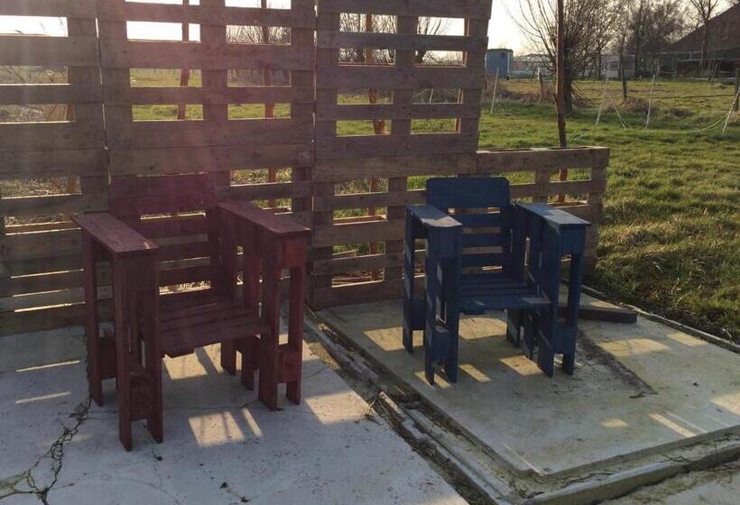 فندق Sitting At The Bay