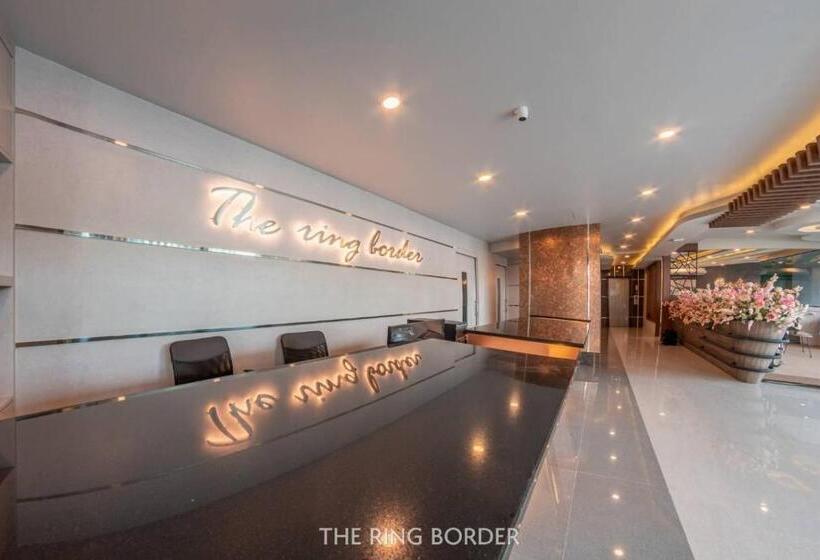 هتل The Ring Border