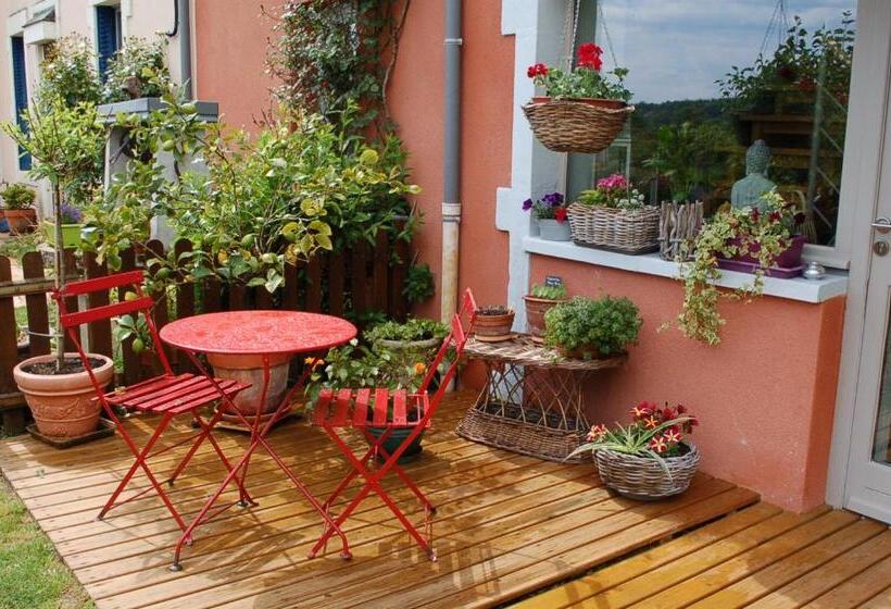 ペンション B&b La Maison Des Collines Autour Chambres D Hôtes