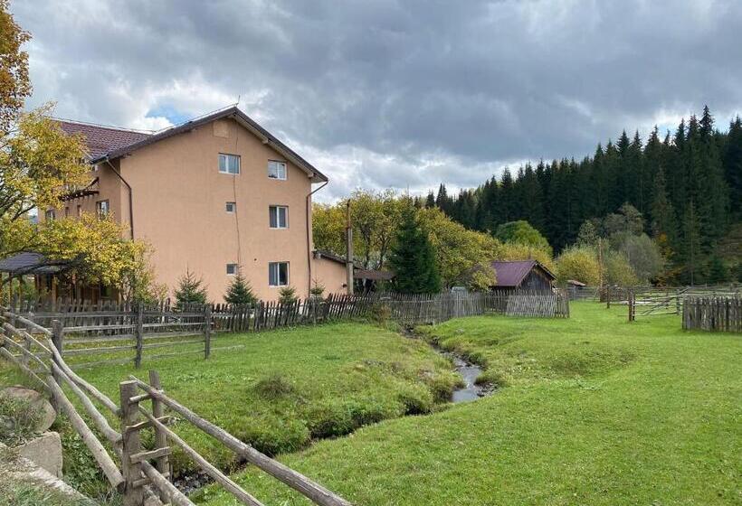 פנסיון Casa Gramy