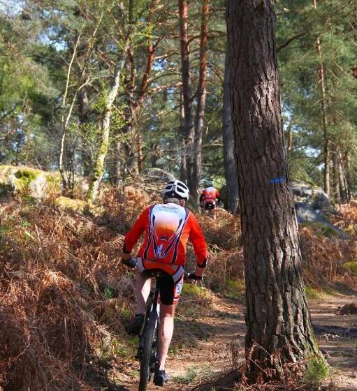 פנסיון Etape Forêt Fontainebleau Climb & Randonnées