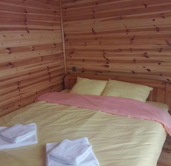 פנסיון Guest House „ Mountain Rest“