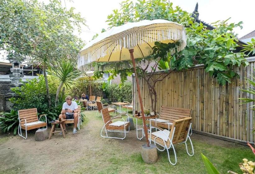 펜션 The Kumpi Bali By The Lavana