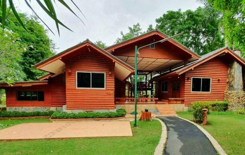 אתר נופש ทิพย์วาริน รีสอร์ท เขาใหญ่