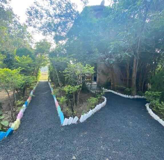 Sal Tree Resort By Vihasta, Kanha
