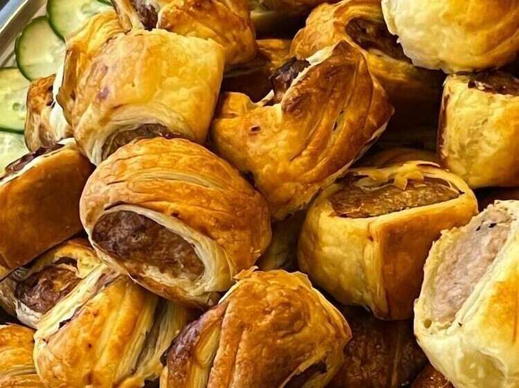 هتل Charnwood Regency Guest House