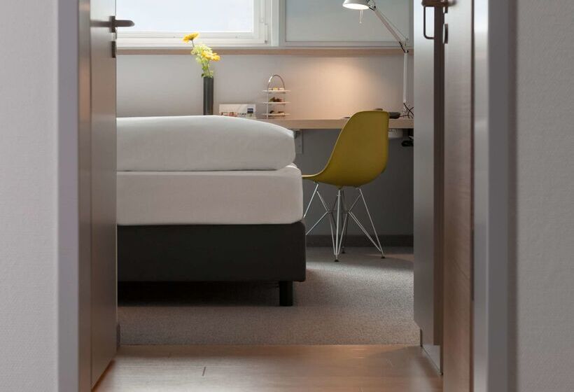 هتل Essential By Dorint Stuttgart/airport