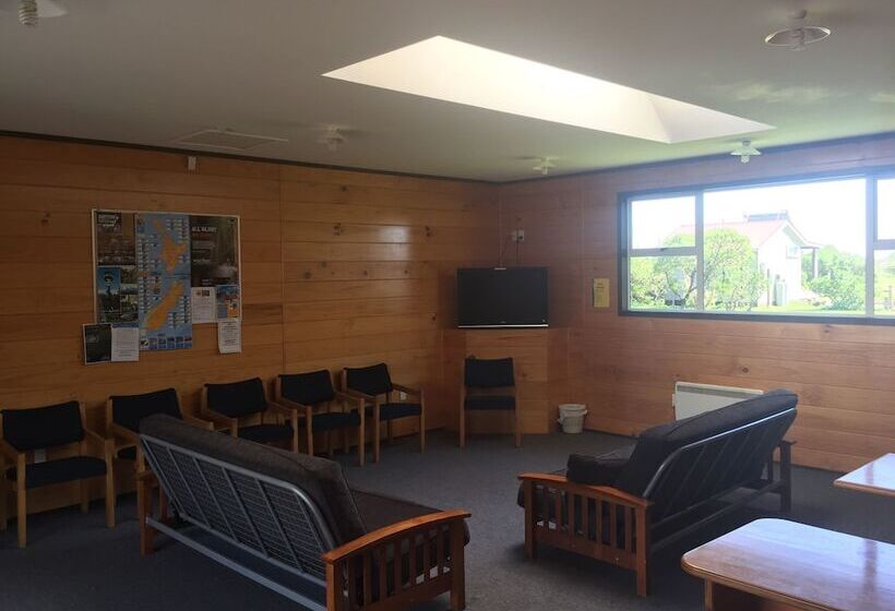 בית מלון כפרי Greymouth Seaside Top 10 Holiday Park