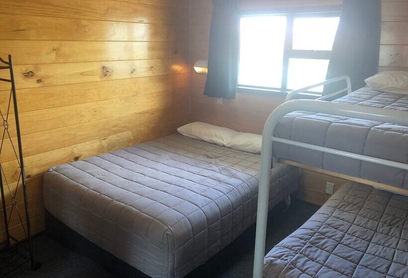 בית מלון כפרי Greymouth Seaside Top 10 Holiday Park