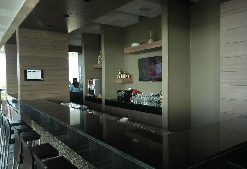 هتل Hampton By Hilton Valledupar