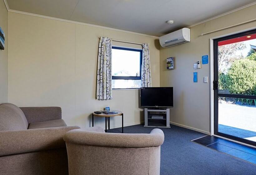 Kaikoura Top 10 Holiday Park