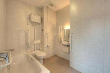 Kingstown Hotel By Greene King Inns