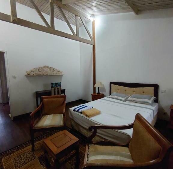 펜션 Nice Room In A Quiet Enviroment Near Canggu