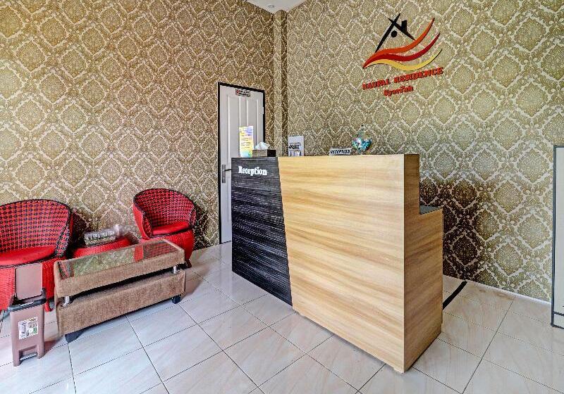 בית מלון כפרי Oyo 91203 Naufal Residence Syariah