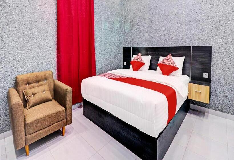 בית מלון כפרי Oyo 91203 Naufal Residence Syariah