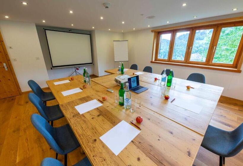 ユースホステル Gasthaus Rössli