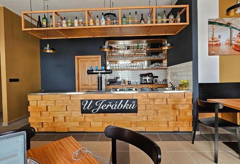 هاستل Ubytování Jeřábek