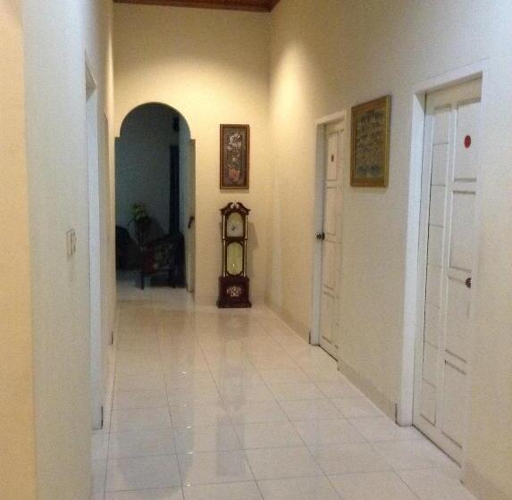 هاستل Wisma Maharani