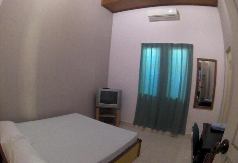 هاستل Wisma Maharani