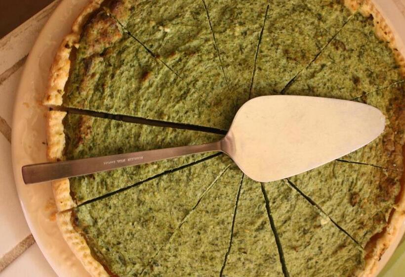 مبيت وإفطار Aperanti Agrotourism