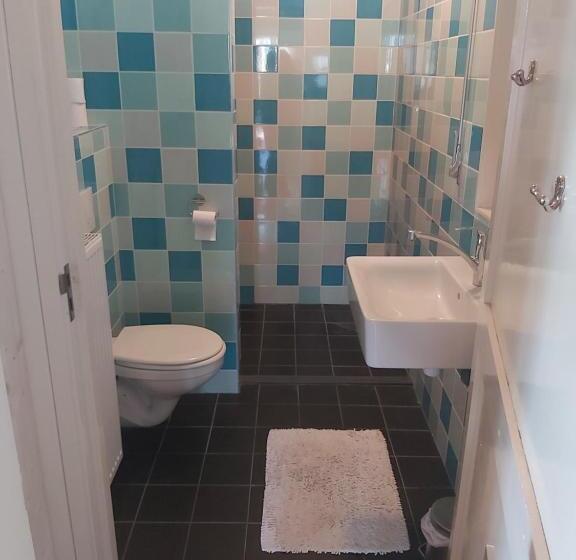 住宿加早餐  Gastopstal