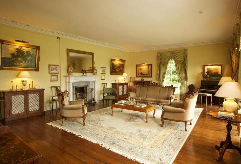 مبيت وإفطار Grange Manor