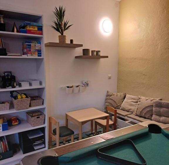 مبيت وإفطار Gästehaus Lanthaler