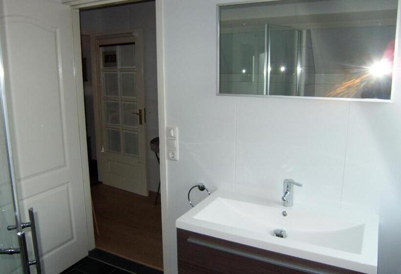 צימר In De Wolken