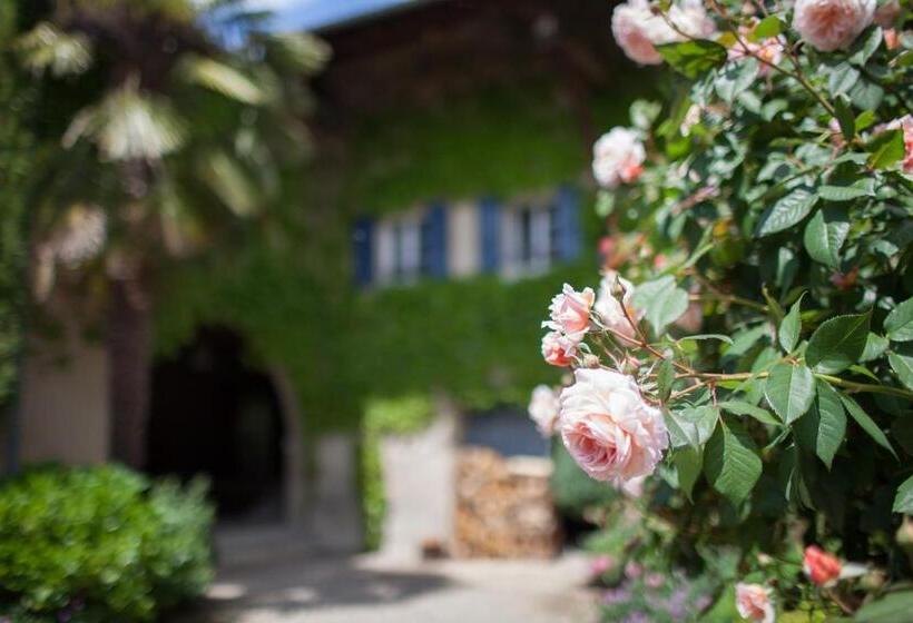 مبيت وإفطار Le Clos Du Perret