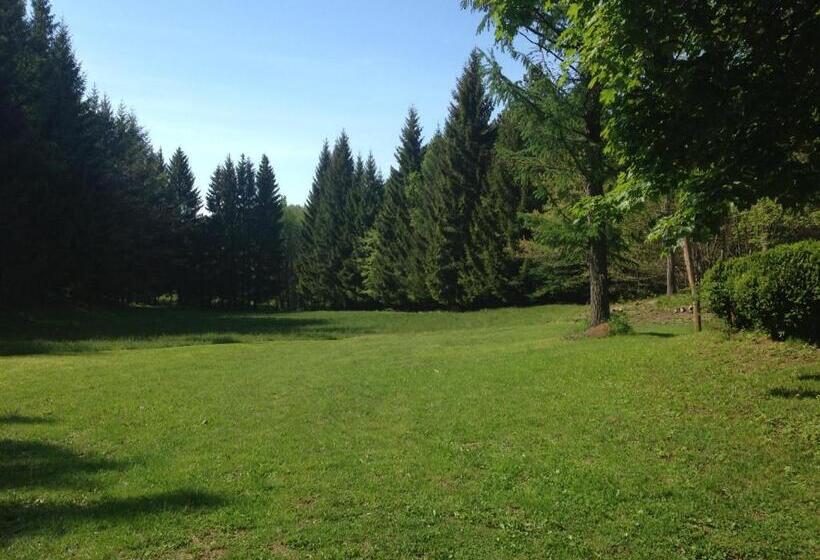 فندق Agriturismo La Casa Nel Bosco
