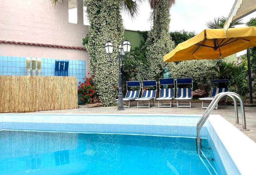 فندق Cappuccetto Rosso