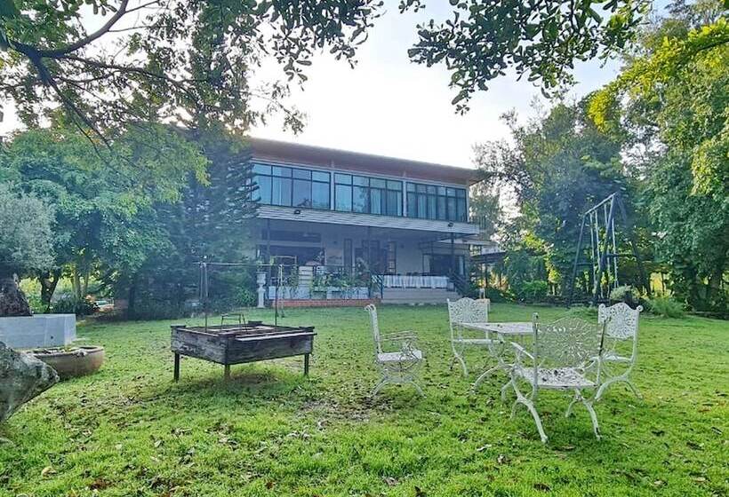 فندق Tantai Eco Farm Stay At Khao Yai