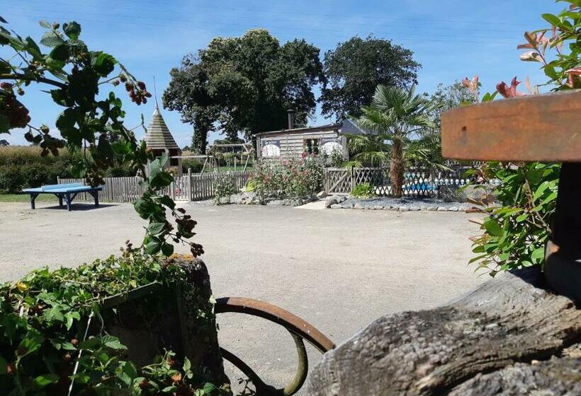 פנסיון Gites Bijoux