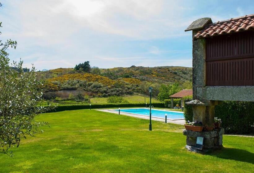 پانسیون Casa Da Eira Longa