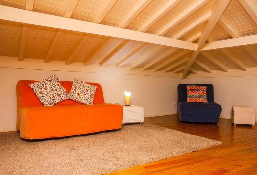 بنسيون Casal De Tralhariz   Turismo De Habitacao