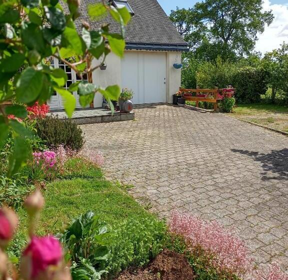 膳宿费 La Clôture