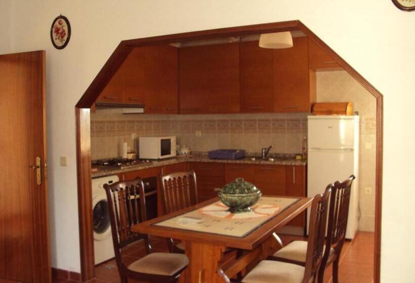 بنسيون O Miradouro
