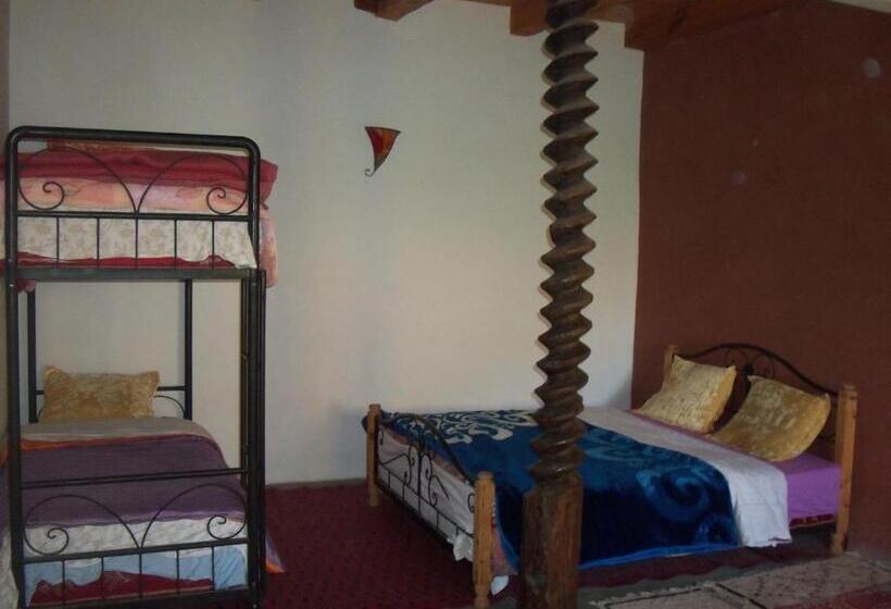 پانسیون Safranière Du M  Goun