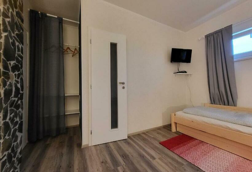 فندق صغير Penzion Cukroška